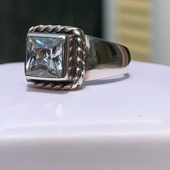 Silpada “Elizabeth” ring - Picture 2 of 5